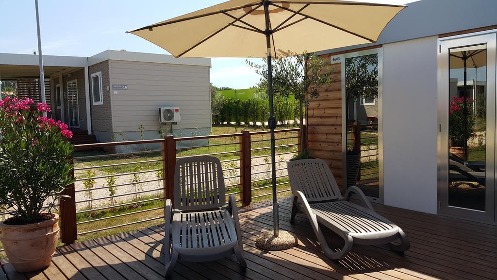 Holiday Mobile Homes Park Riviera 카리가도르 외부 사진